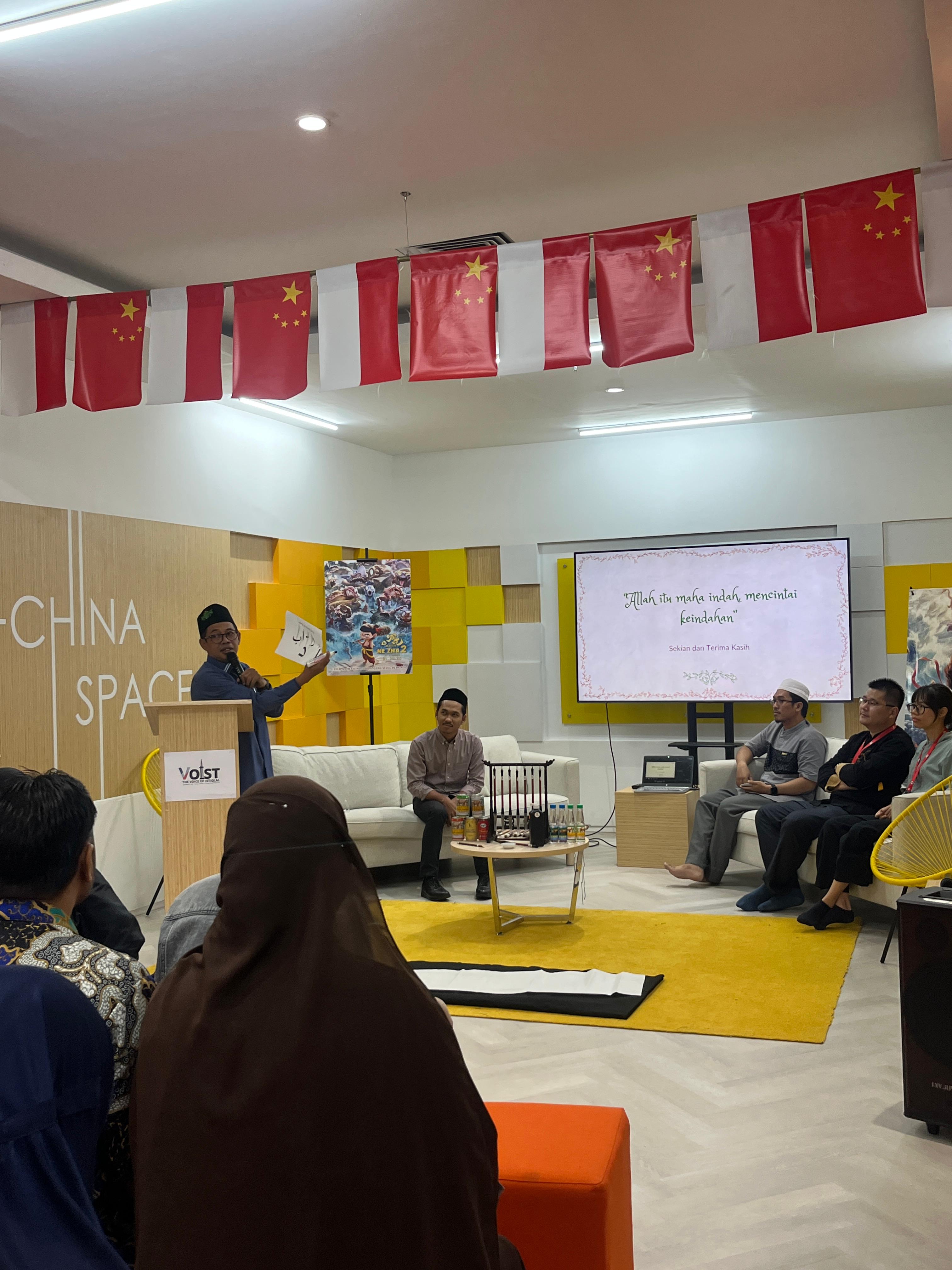The Voice of Istiqlal Mengadakan Acara “Islamic and Chinese Calligraphy Art” Bersama Kedutaan Besar Tiongkok